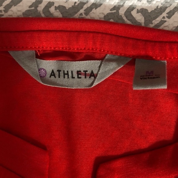 Athleta Essence Boxy Red Top Medium - Picture 3 of 8